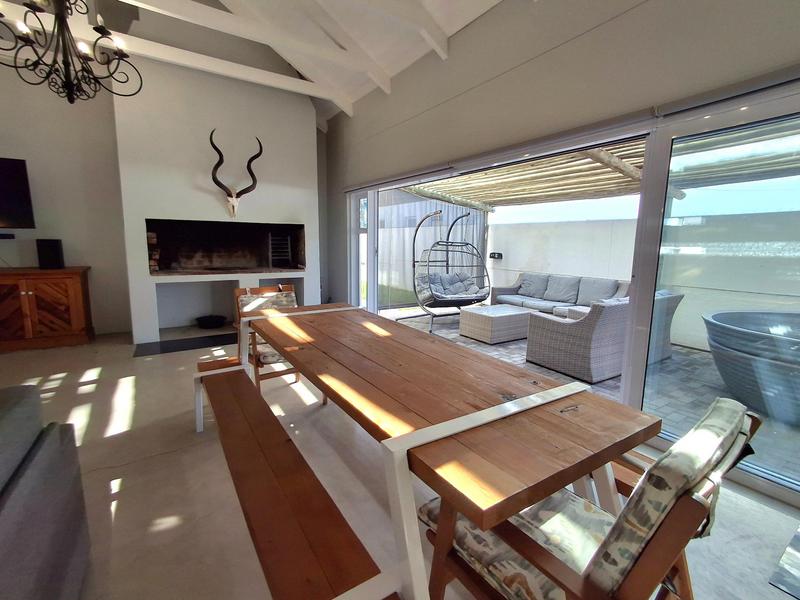 4 Bedroom Property for Sale in Britannia Bay Western Cape